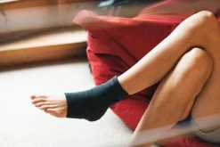 DonJoy MaloLax Ankle Support -Sports - Racquet Sports donjoy malolax ankle support sitting 40966 92206.1698773005